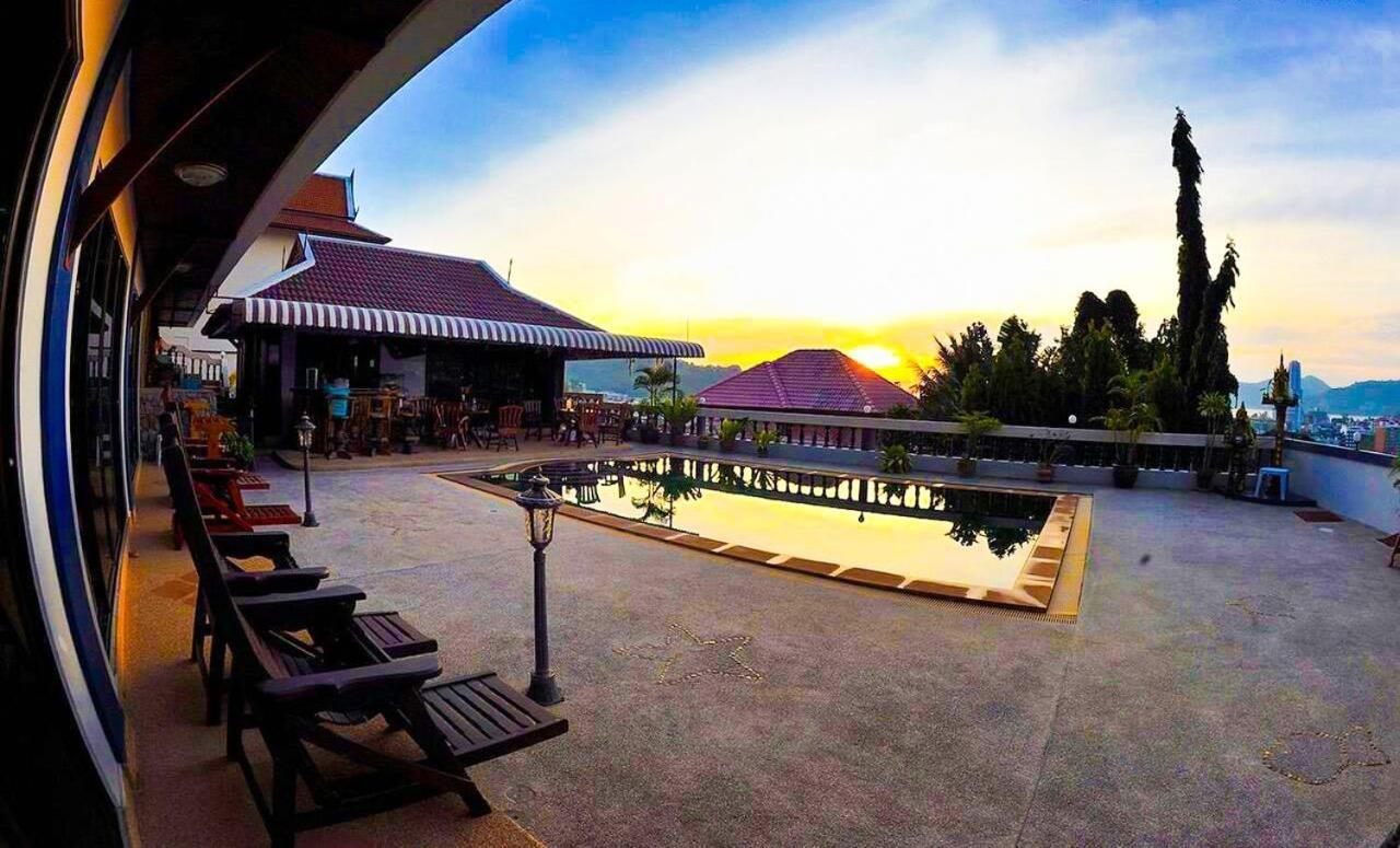 Aksarai Hotel Patong 外观 照片